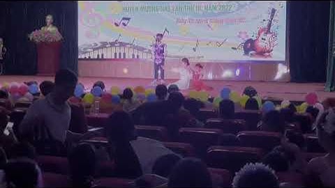 Tiết mục dự thi Giai điệu tuổi hồng của hs trường Ptdtbt THCS Nậm Kè và hs Tiểu học Nậm Kè số 2.