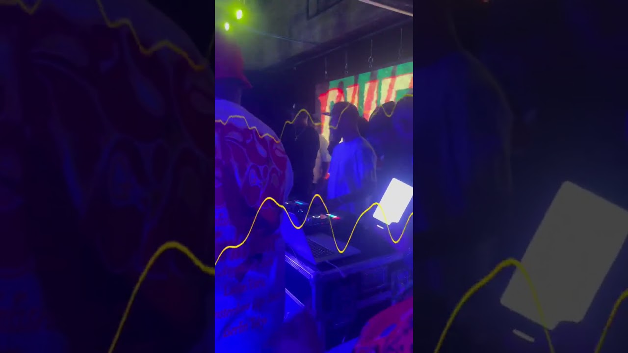 Dj gold fingers Queensdayatl keep doing ya thing