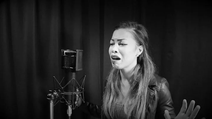 The Black & White Sessions : India Carney :  Mary,...