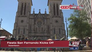 VIDEO: Fans pack into Main Plaza for Fiesta San Fernando