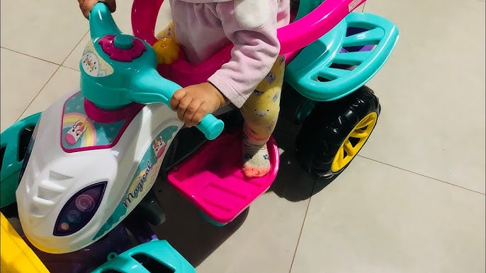 Carrinho De Passeio Ou Pedal Infantil Triciclo Avespa - Maral - Colorido