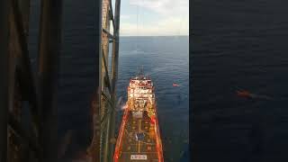 Offshore frog transfer