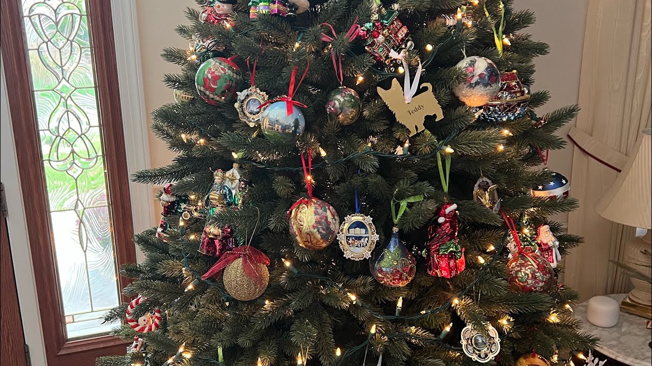 6 year review Balsam hill Christmas tree Vermont white spruce 6.5 ft