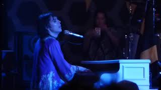 The Struts - Live in Sydney. "Somebody New" Luke solo HD