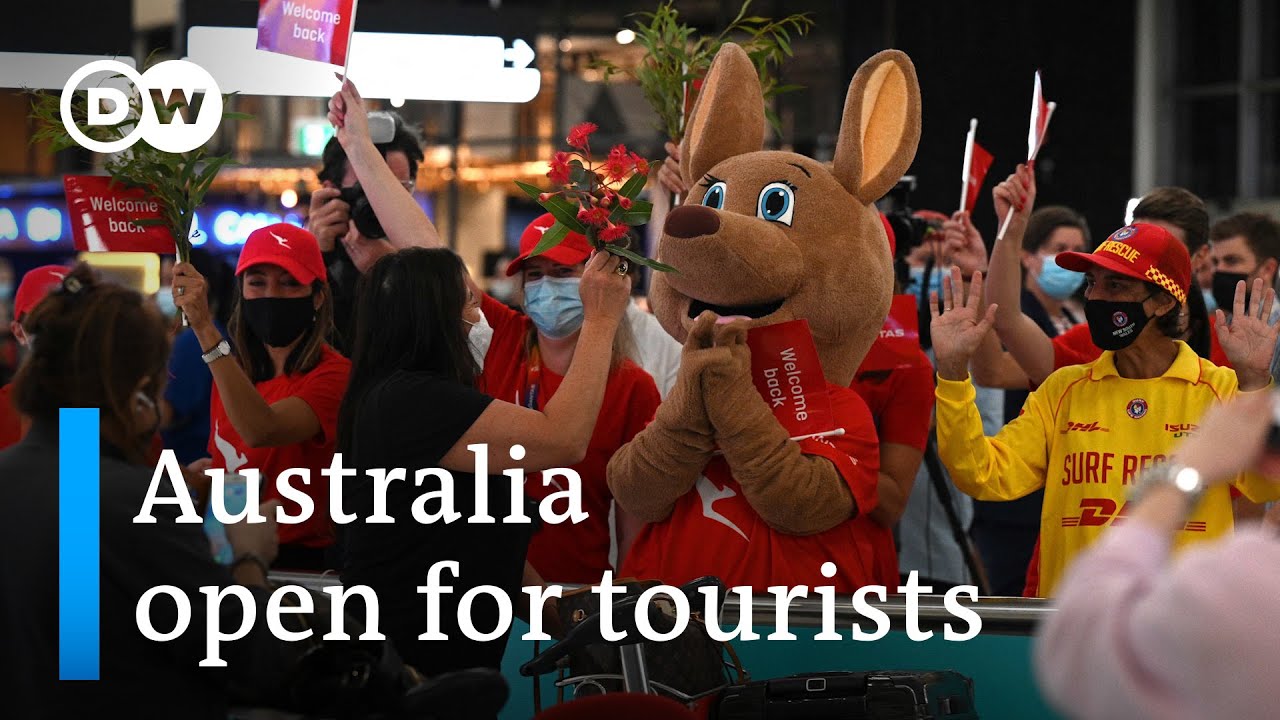 'Fortress Australia' reopens for foreign travelers after two years | DW News
