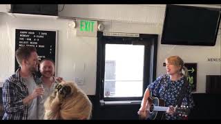 Download Lagu Taylor Swift - King Of My Heart Acoustic MP3