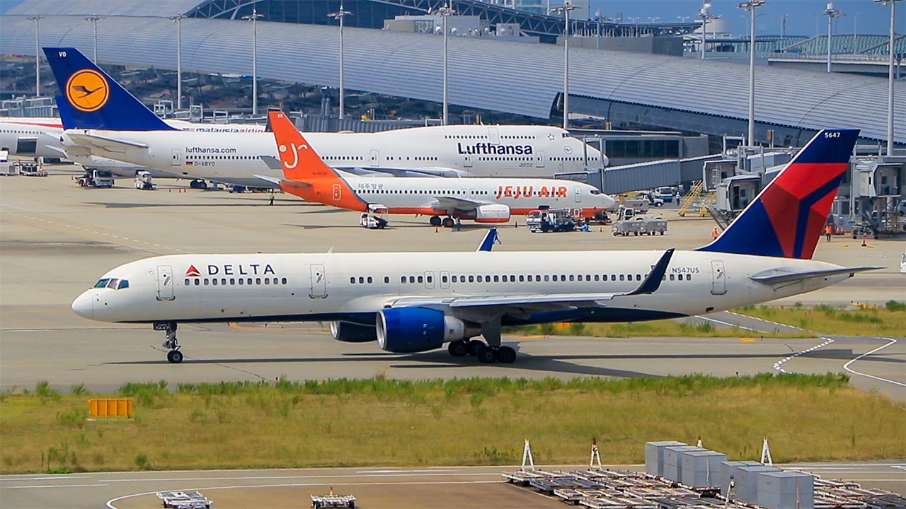 関西国際空港 デルタ航空 Boeing 757 離陸 - YouTube