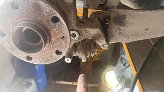 видео: WV TIGUAN замена задней ступицы (с гемором;) картинка: WV TIGUAN замена задней ступицы (с гемором;)