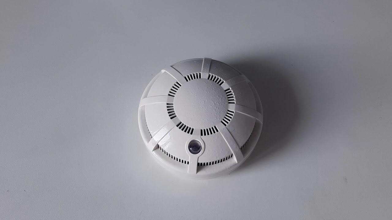 Пример как работает дымовой датчик RUBEZH. - YouTube