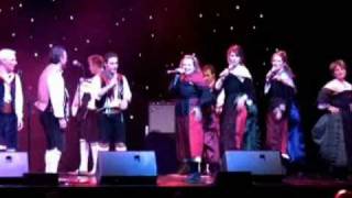 Video thumbnail of "Rusina Mia  - i Calabruzi  live Melbourne 2002"