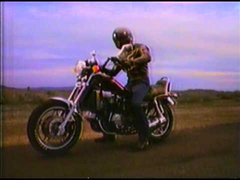 Publicité moto Honda V45 (1982)