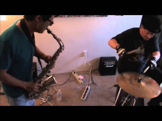 Jim Ivy and Mark McGee at Apartment Music 18 alto sax and cymbals hi-hat free improvisation