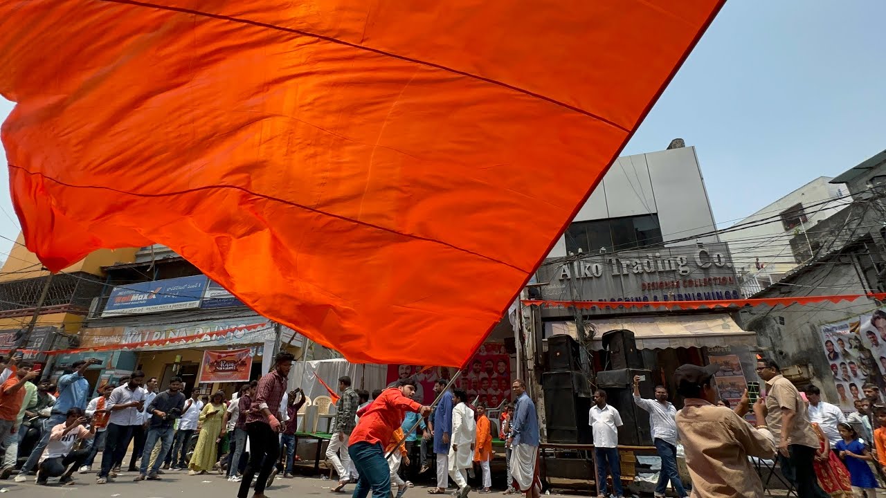 Biggest Bajrang Dal Flag In Hanuman Jayanthi Rally In Hyderabad 2023  Hanuman Shobha Yatra 2023