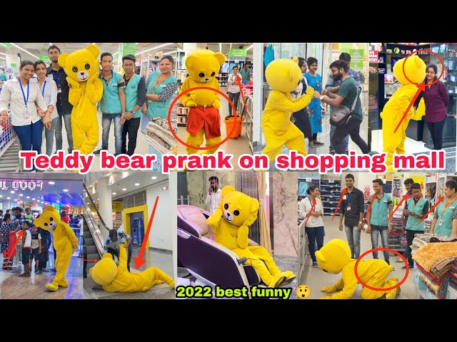 Teddy bear prank on big shopping mall 😂🤣public crazy reaction | funny reaction. #teddyboy #01team class=