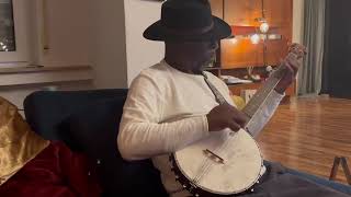 Banjo Practice Run / clawhammer nylon string banjo