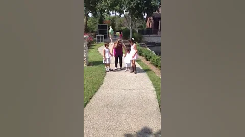 Like mothers, like daughters!