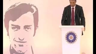 Rahul Dravid delivering speech at MAK Pataudi lecture 2015 in New Delhi