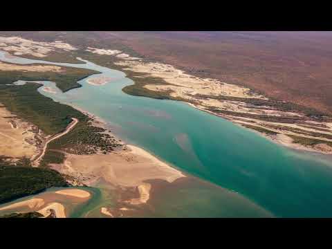 Spectacular Australia views from a small aircraft