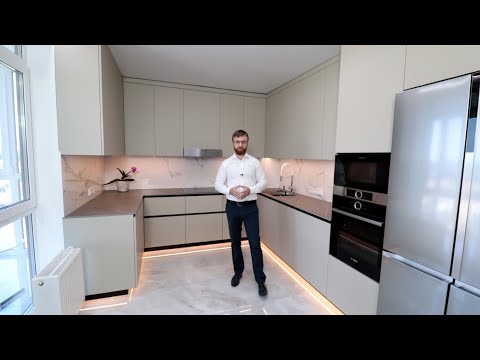Кухня під стелю