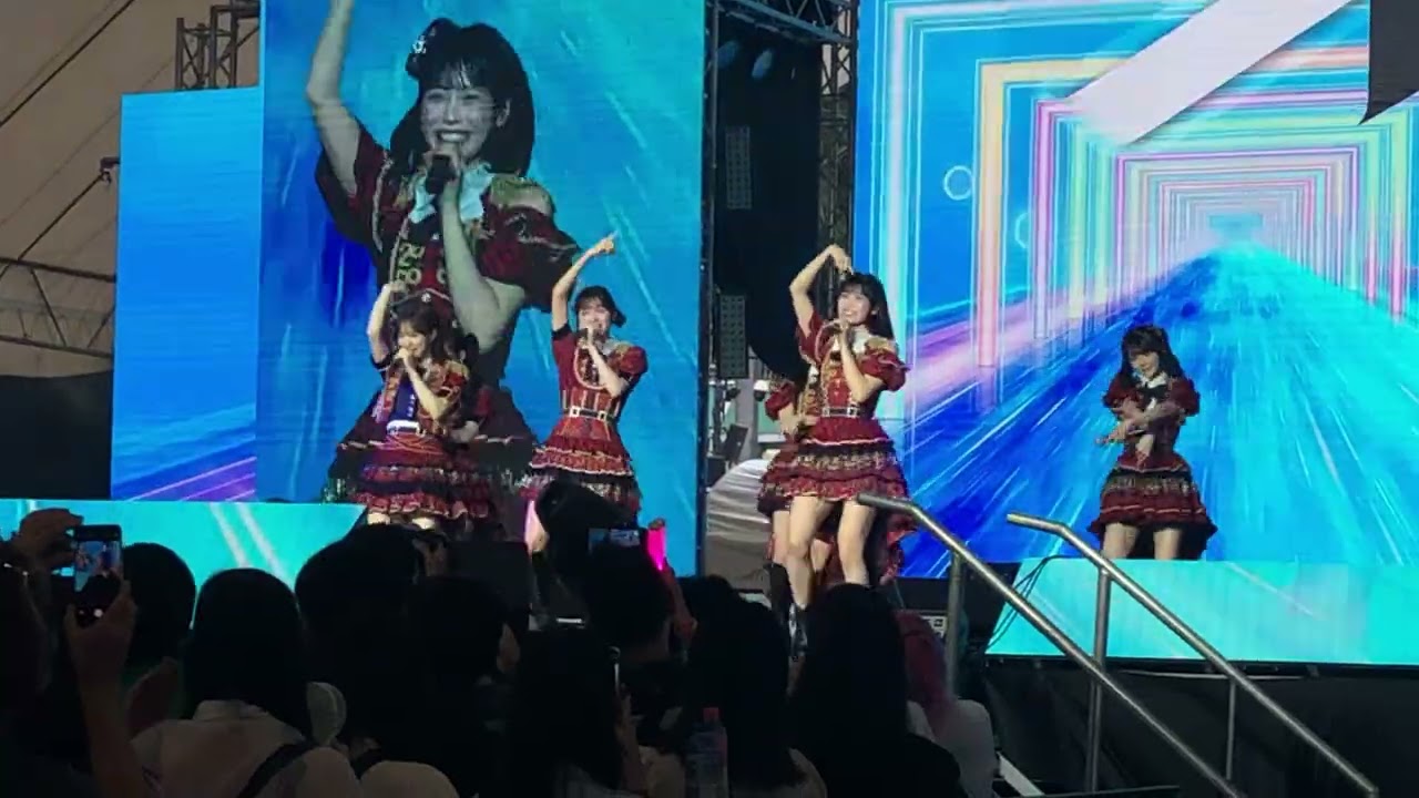AKB48 Live in Bangkok | JAPAN EXPO THAILAND 2026 @ centralwOrld 070226