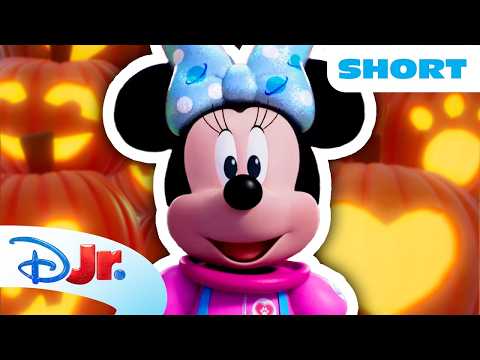 Minnie's Bow-Toons: Pet Hotel Halloween Episode 👻🎀 | Hoteloween | Disney Jr.