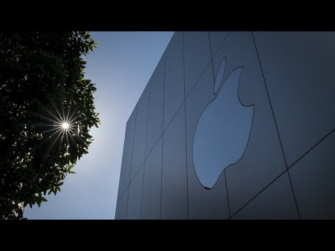 Read more about the article Apple Tesla AI and More: Dan Ives’ 2024 Tech Outlook – Bloomberg Television