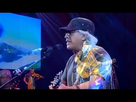 Iwan Fals "kumenanti Seorang Kekasih"