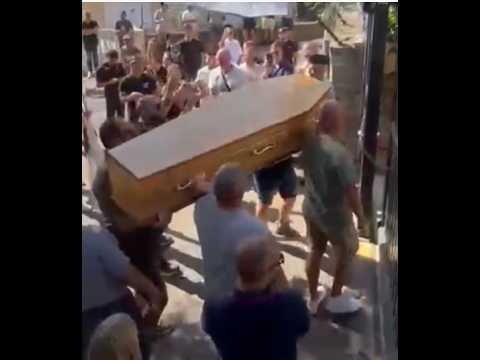 LA CORSICA NON E' LA FRANCIA!: oltraggiano la Madonna, risposta CLAMOROSA! #Corsica  #Madonna #Fede