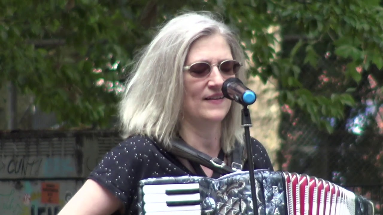 »Spilt se mir a lidele in jiddisch«