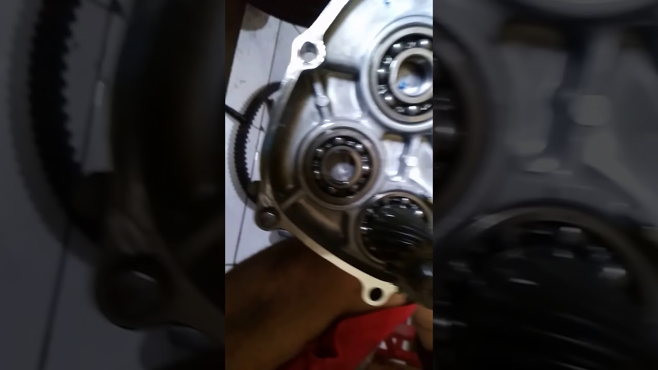 Ganti bearing kalau bunyi klotokklotok pada gearbox yamaha xmax YouTube