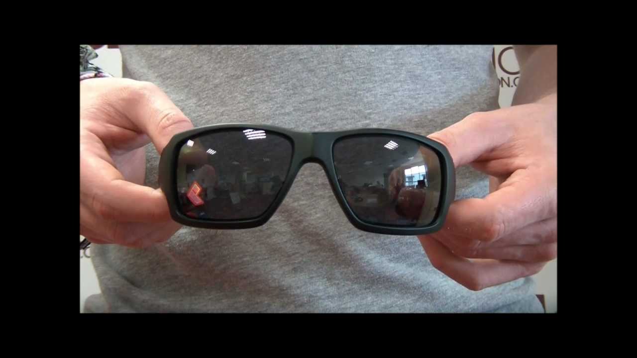 Oakley Big Taco Sunglasses Review - OO9173-04 - YouTube