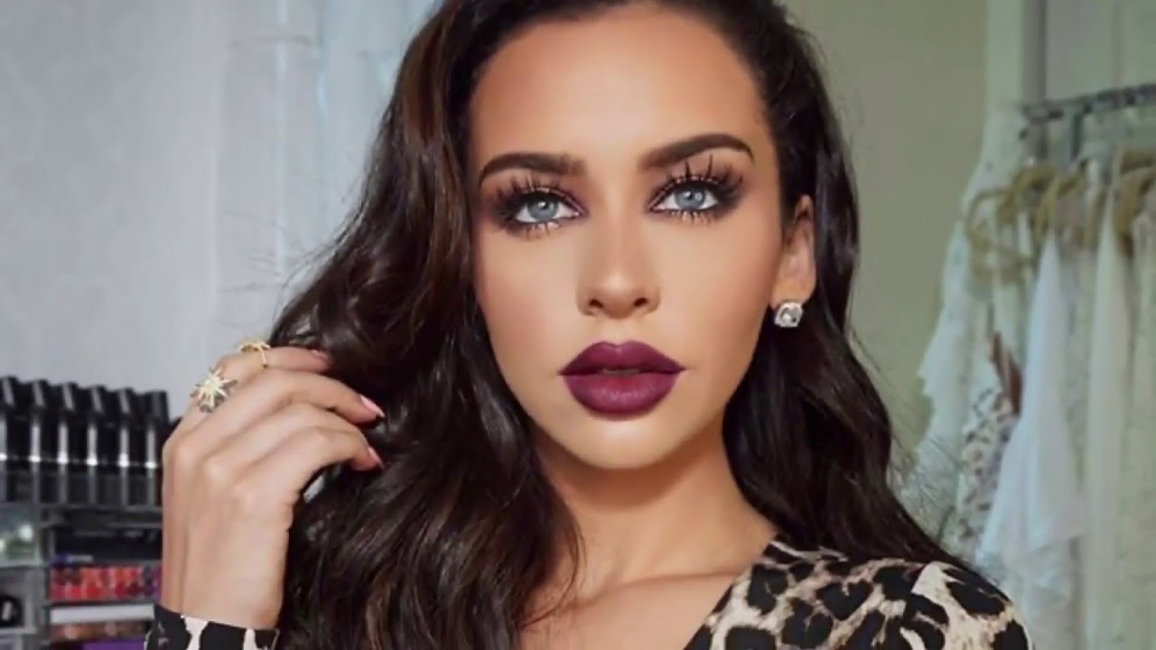 Carli Bybel Instagrams Famous Makeup Artist Youtube