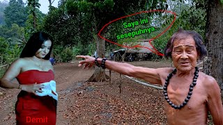 Viral Facts_Javanese Majapahit Culture Necklace Bracelet at the end of the Mojoagung forest trail.