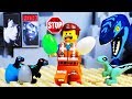 LEGO EASTER GYM DINOSAUR FAIL in JURASSIC WORLD