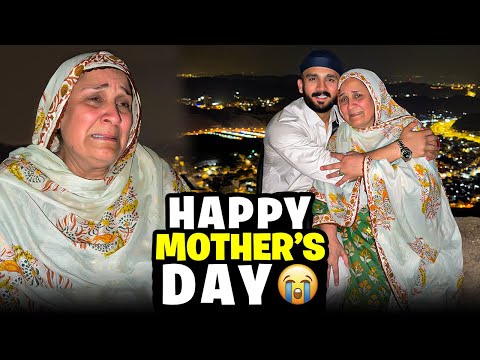 Happy Mother's Day MAA G in MAKKAH Mountains..😍