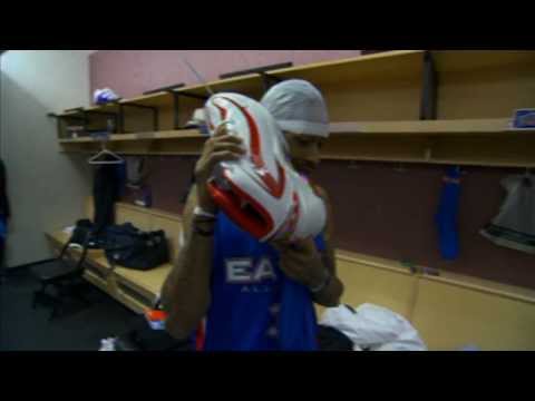 allen-iverson:-"the-answer"-answers-shaq's-shoe-phone