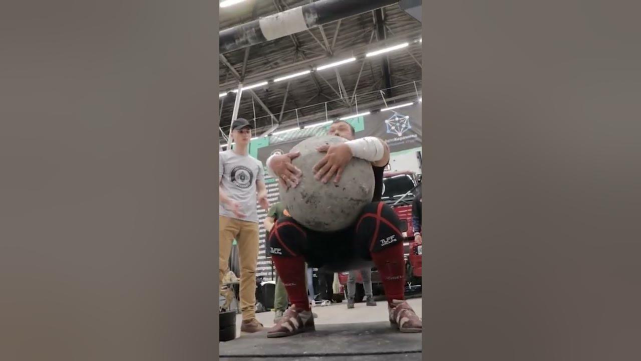 Халк из Ирана весом в 180 килограмм