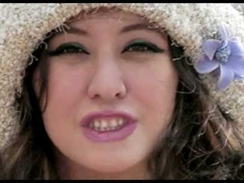 Ziba Karbassi Ay Diyəndə Dilim Dinimə Qanışır زيبا کرباسي شعر ترکي