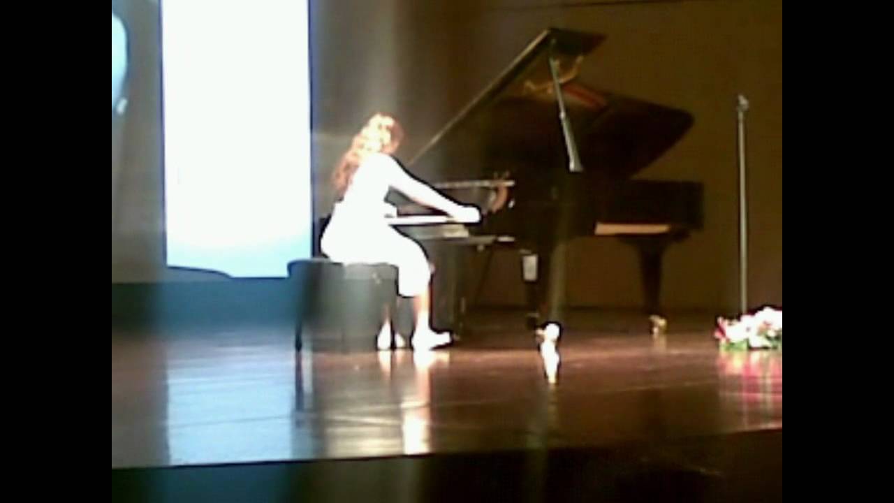 Eva Panagou,12 years old,Aaron Copland:The Cat and the mouse.wmv adlı videoyu YouTube'da izle Eva Panagou,12 years old,Aaron Copland:The Cat and the mouse.wmv adlı videoyu YouTube'da izle