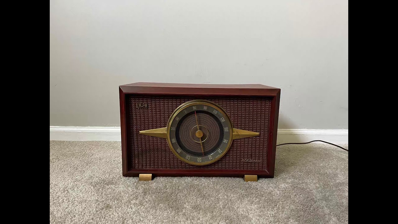 RCA Victor Livingston 6-RF-9 Golden Throat Analog AM FM Vintage