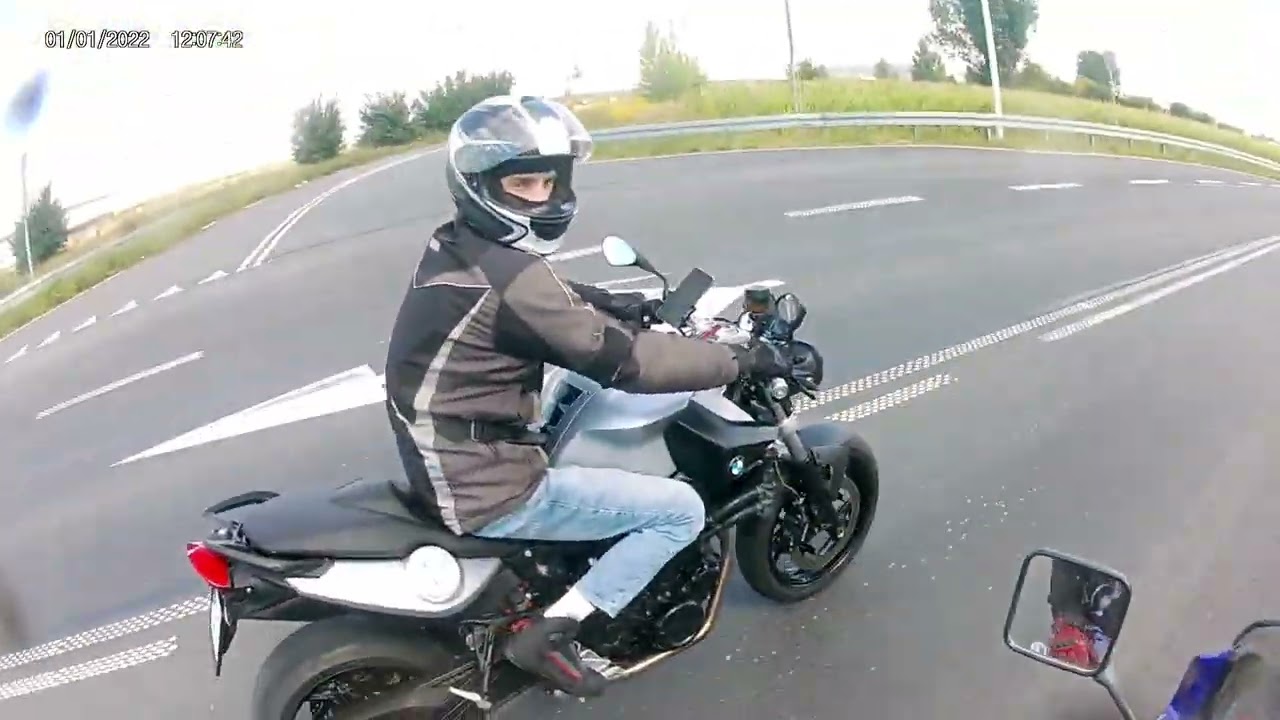 Yamaha Diversion 900 & BMW F800R