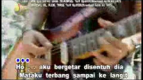 ST12-Putri Iklan (ORIGINAL CLIP)