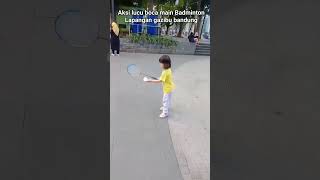 Aksi Lucu Boca Main Badmintonlapangan Gazibu Bandung