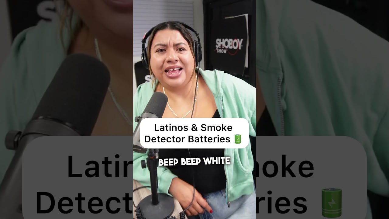 Every Latino house got that one smoke detector that’s been trying to warn us for YEARS 🔋😂 !