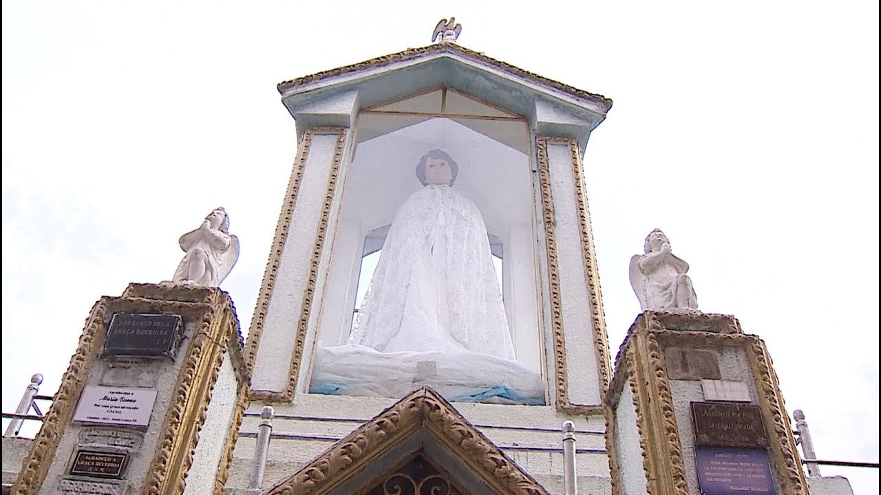 Conheça a história da Maria Bueno, santa popular de Curitiba