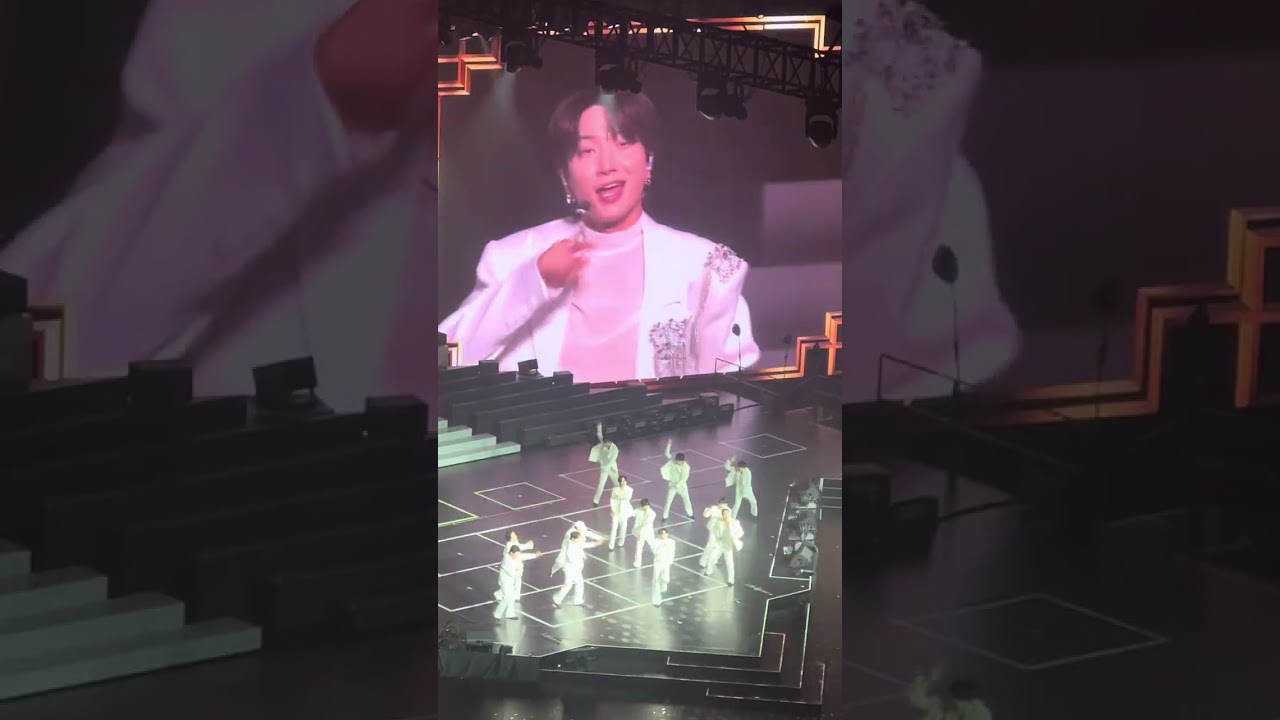 Super Junior 260109 Super Show 10 in Macau Day1 _ mamacita
