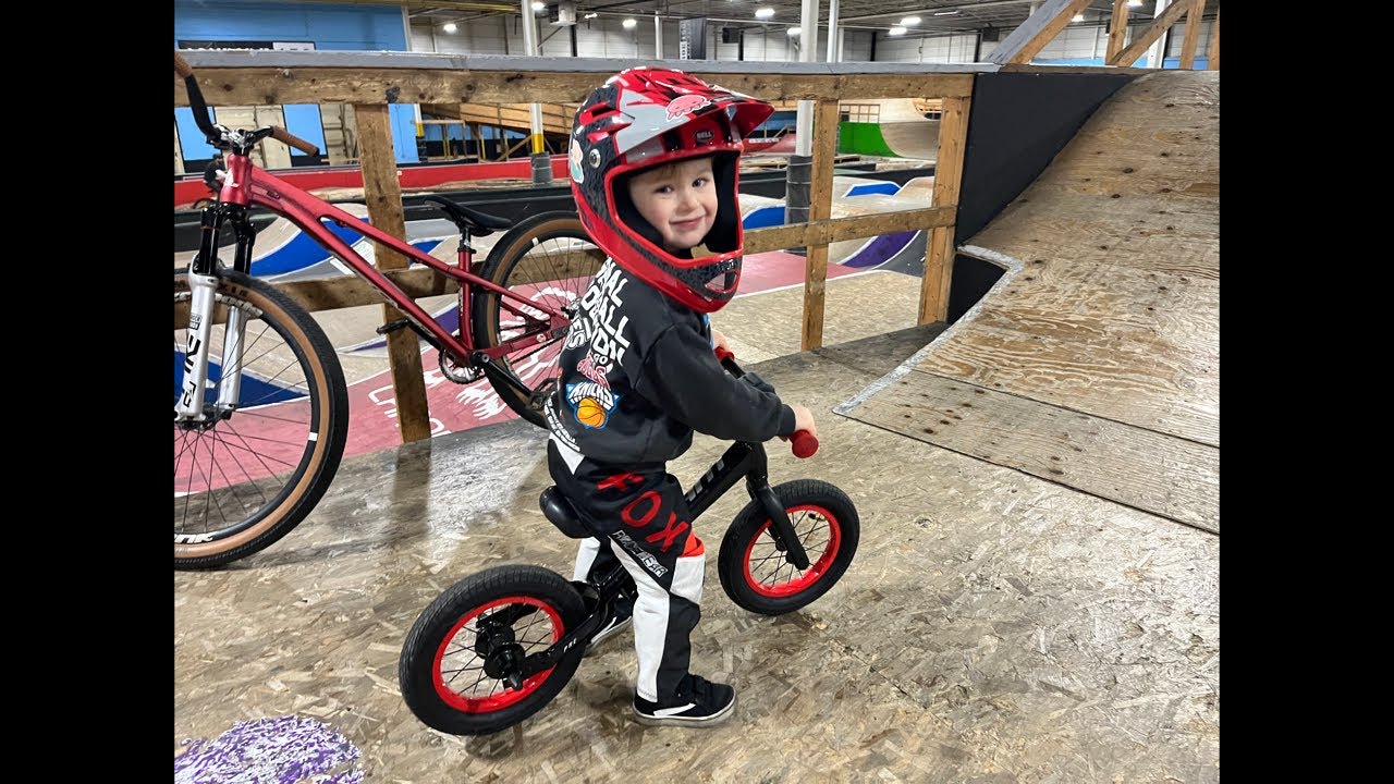 3 Year Old Does Mountain Bike Trail at Joyride 150 | BMX | MTB Indoor Bike Park