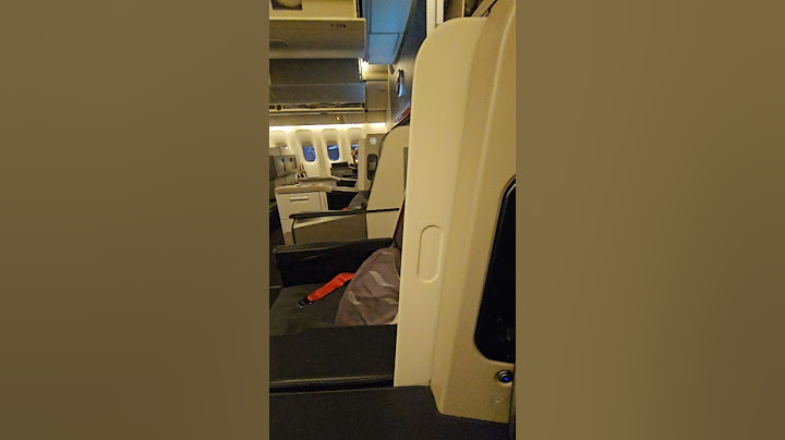 Atlanta to Istanbul: How Private Is Turkish Airlines Business Class? #TravelVlog #Travel #Islam