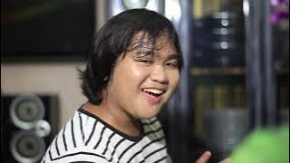 Tahan Sanggup Senang - Gogon (Cover)