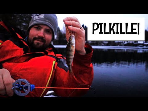 PILKKIKAUDEN AVAUS LAITURILTA
